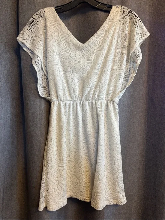 bailey blue White Lace V-Neck Mini Dress - Picture 4 of 6